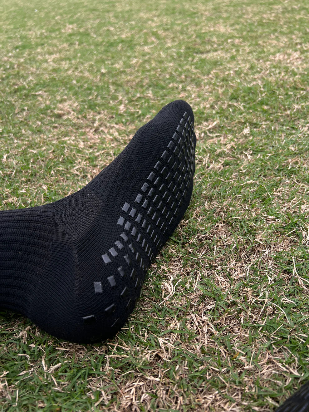 1x Plain Grip Socks (Black)
