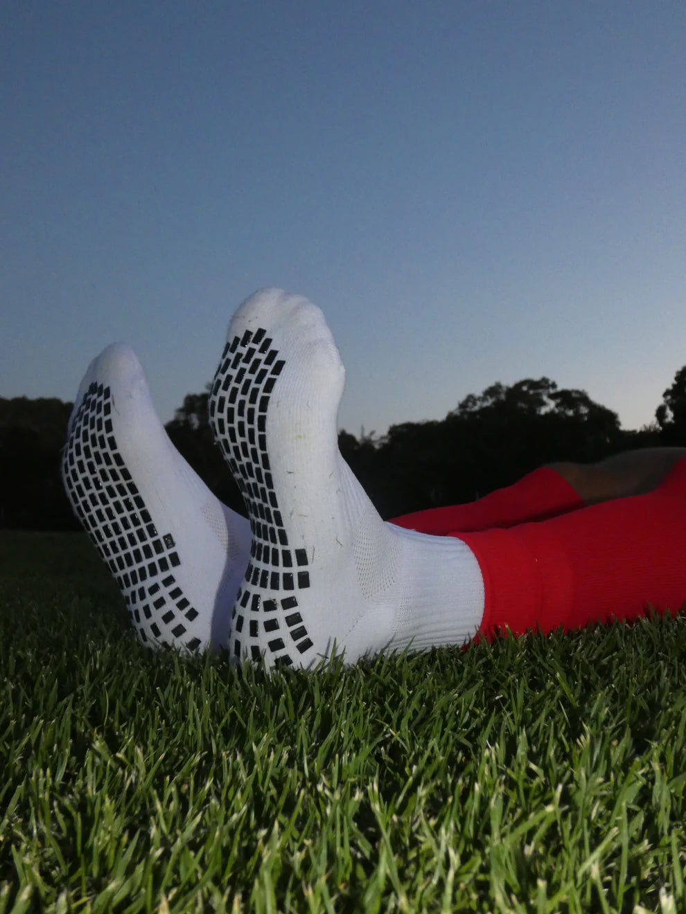 4x Pairs of Plain Grip Socks (Mixed)